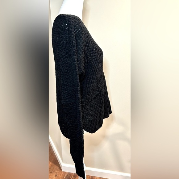 WOMEN’S BLACK TAPE CHUNKY KNIT SWEATER | BLACK | NWT - Picture 6 of 6